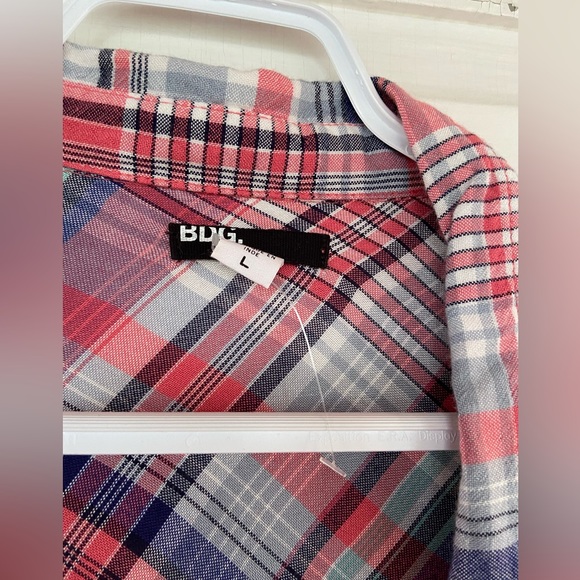 Oversized BDG boyfriend plaid shirt, size large - Picture 3 of 3
